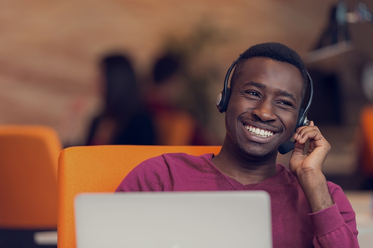 IVR 5 Man-on-headset